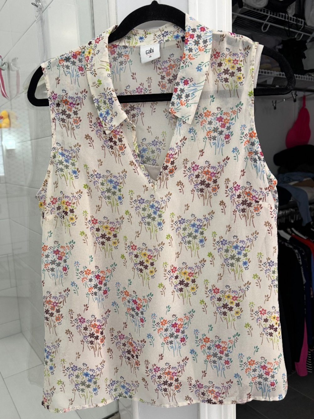 CAbi Essentially Blouse